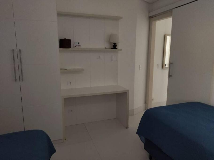 Apto De 3 Dorm De Frente Ao Mar Гуаружа Экстерьер фото