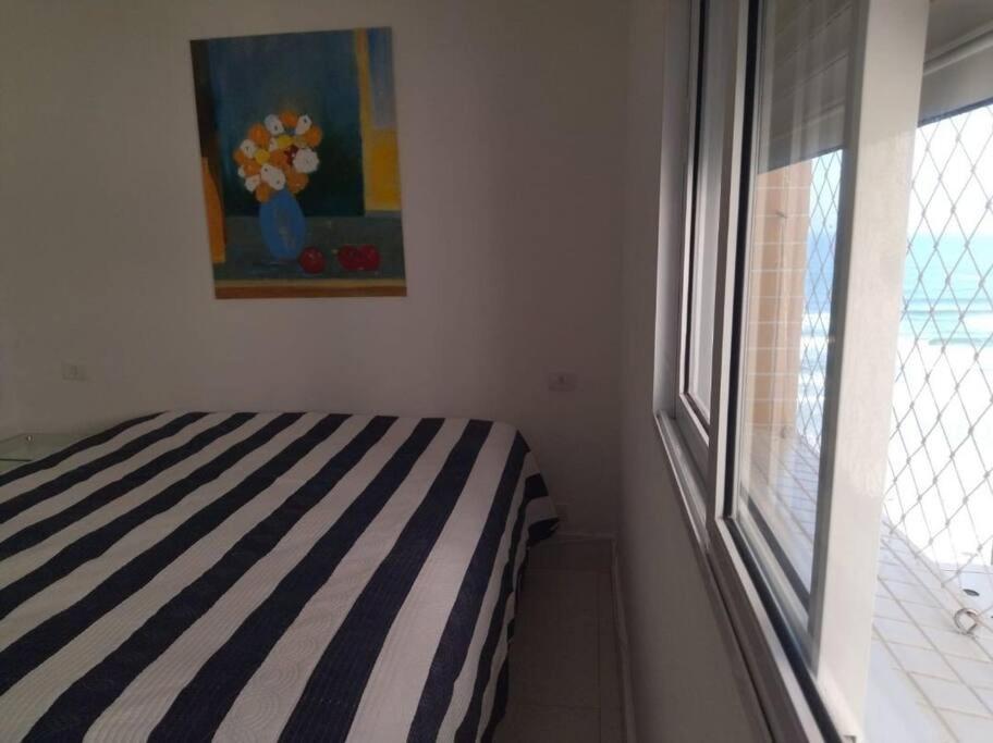 Apto De 3 Dorm De Frente Ao Mar Гуаружа Экстерьер фото